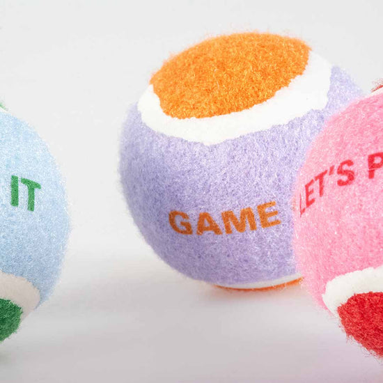 Let's Play -tennispallosetti