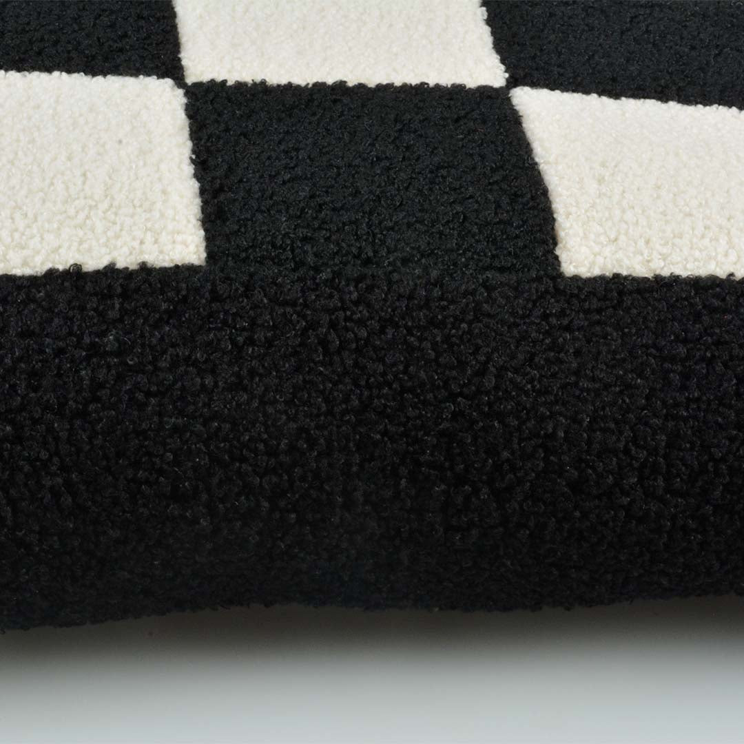 Cozy Block -peti, musta-valkoinen