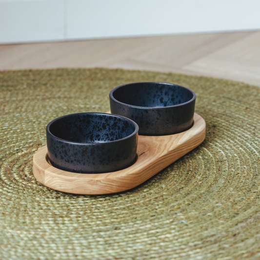 Puinen ruokakuppiteline S-kokoisille kulhoille