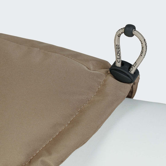 CLOUD7 Alaska - mäyräkoiran takki, hiekka