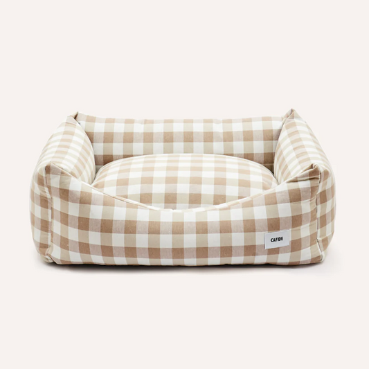 Snozy dog bed, checkered