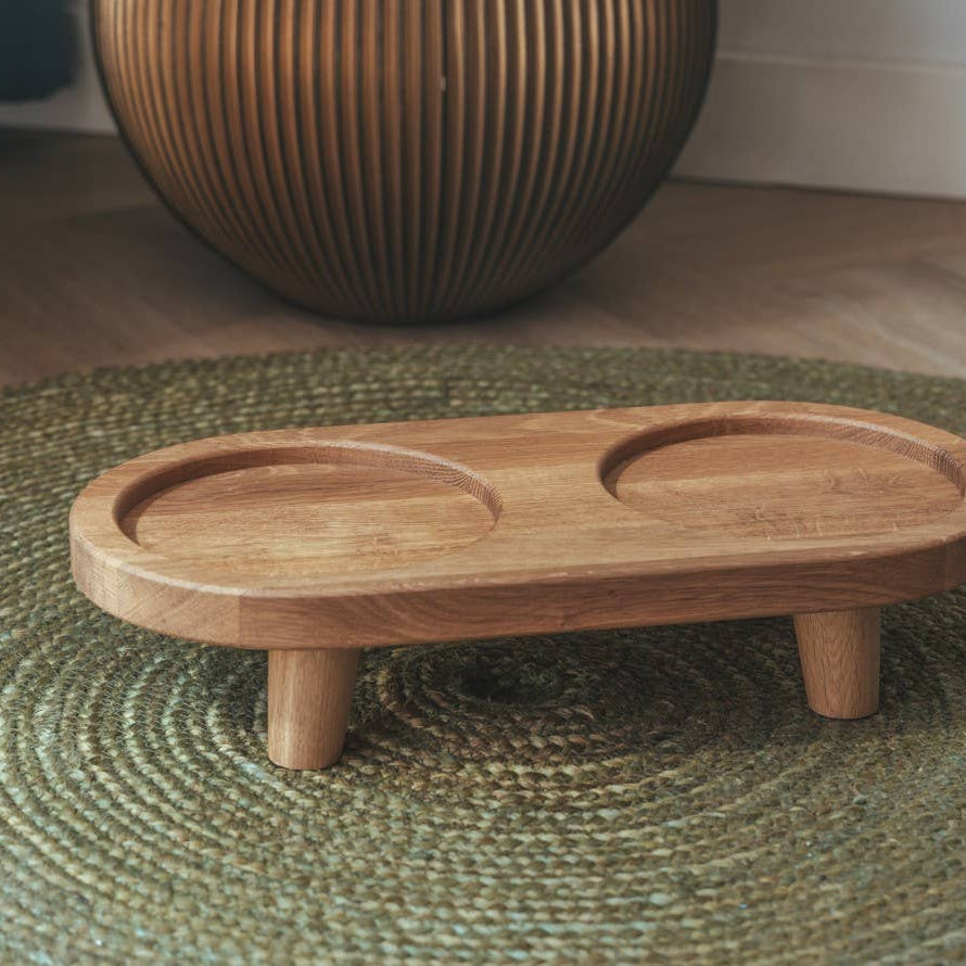 Puinen ruokakuppiteline M-kokoisille kulhoille