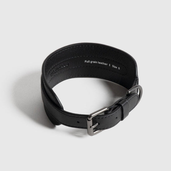 Masimalo Leveä nahkapanta, musta