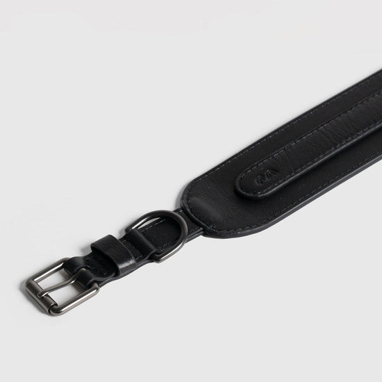 Masimalo Leveä nahkapanta, musta