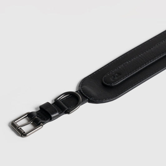 Masimalo Leveä nahkapanta, musta