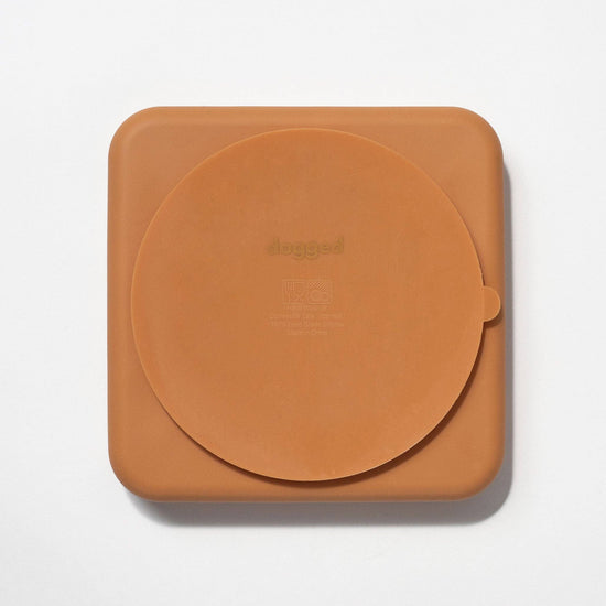 dogged Slow feeder, muskotti