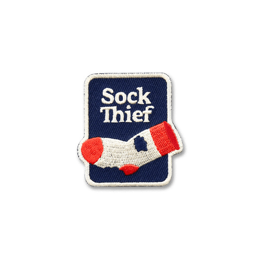 Scout's Honour Sock Thief - silitettävä kangasmerkki koiralle